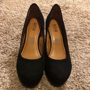 Ana wedges